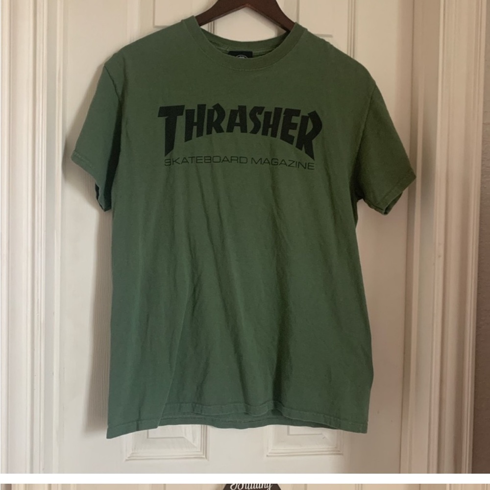 Thrasher olive green tee shirt— size m